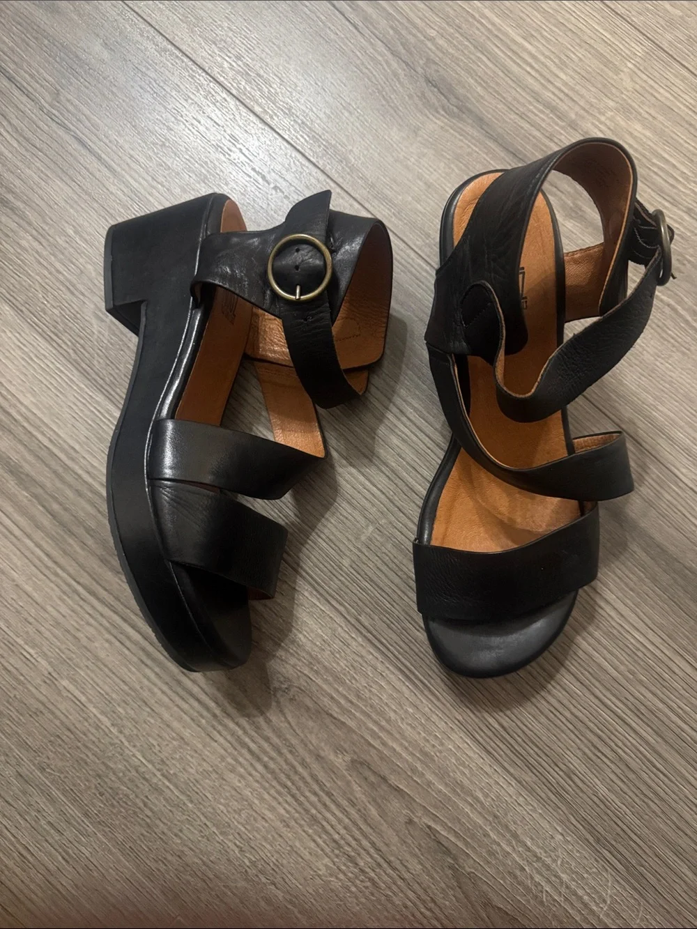 Miz Mooz Women’s Leather Black Platform Sandals with Buckle Accent